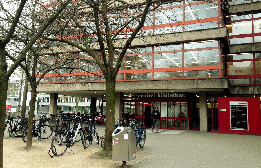Stadtbibliothek Köln Eingang